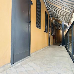 Camera economy con letto king size in edificio annesso